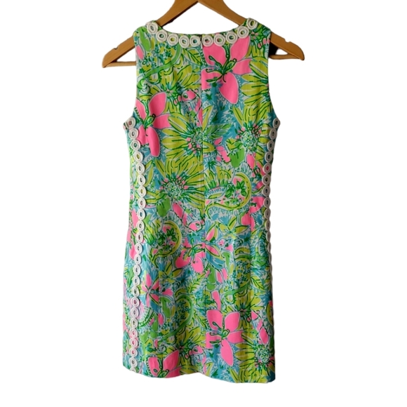 Lilly Pulitzer Pink and Green Floral Sleeveless Sheath Dress Size 00 - Picture 2 of 4